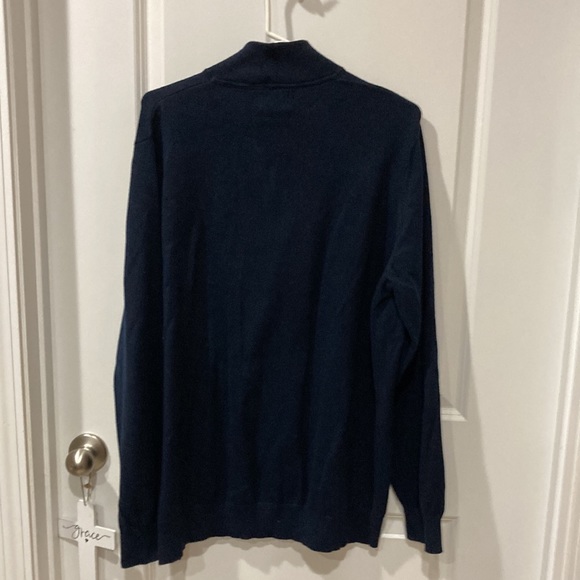 Men’s LL Bean 1/4 Zip Sweater - Picture 5 of 8